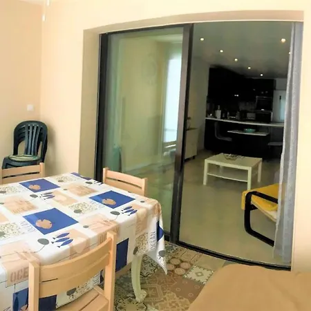 Résidence Luberon - Dans Un Domaine Arboré Au Bord Du Mae-7044 Six-Fours-les-Plages