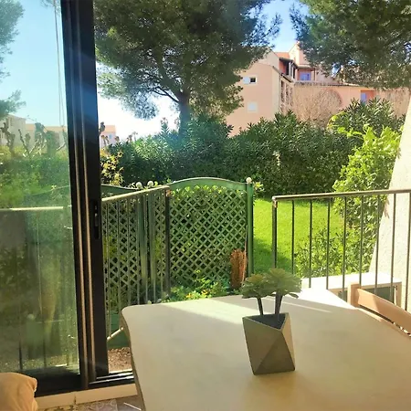 Résidence Luberon - Dans Un Domaine Arboré Au Bord Du Mae-7044 Apartamento *